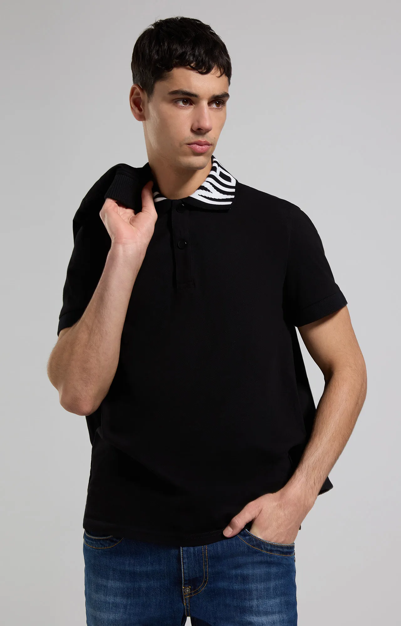 Polo uomo logo sul colletto